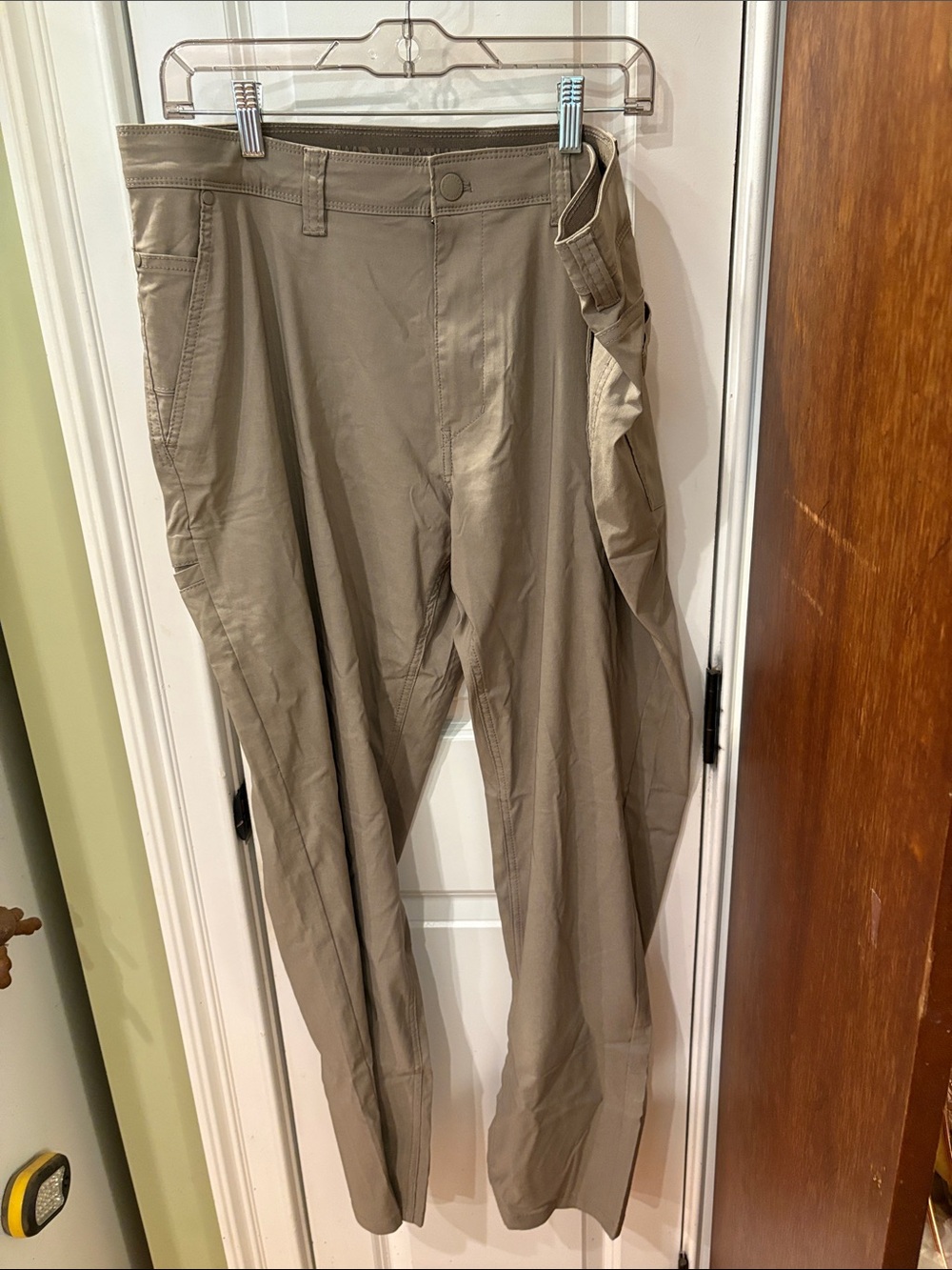 NWT men’s size 38W x 32L tech utility pant brand WP Weatherproof sku TR40